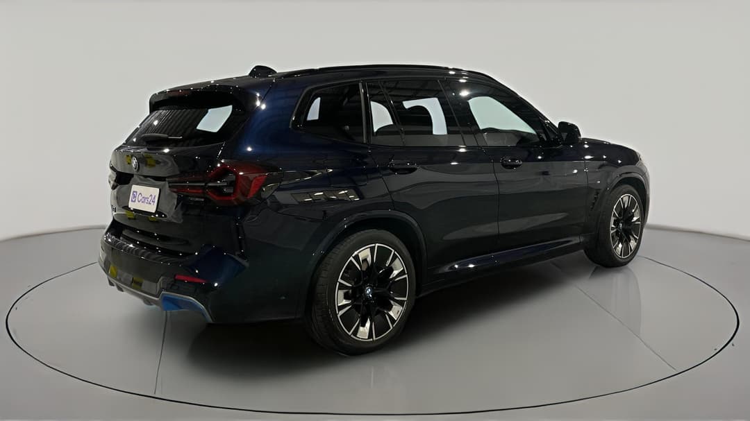 2022 BMW Ix3 M Sport, Automatic, 43767 km, Right Back Diagonal (45- Degree) View