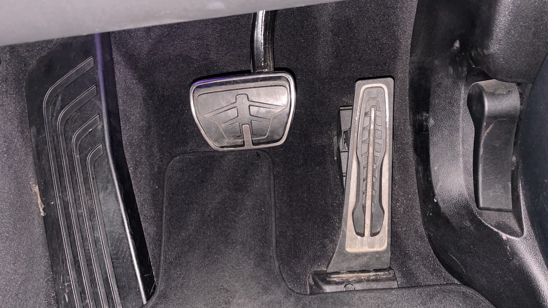2022 BMW Ix3 M Sport, Automatic, 43767 km, Pedals and Footmat