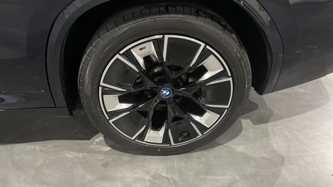2022 BMW Ix3 M Sport, Automatic, 43767 km, Left Rear Wheel