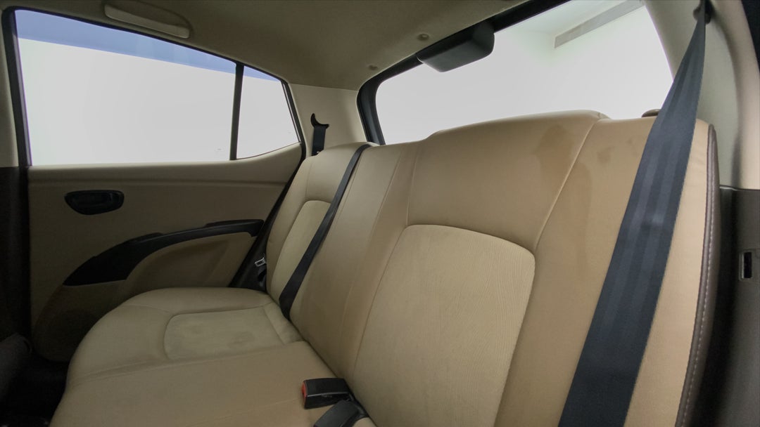 Right Side Rear Door Cabin