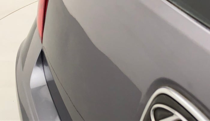 2016 Hyundai i10 MAGNA 1.1 IRDE2, Petrol, Manual, 31,802 km, Dicky (Boot door) - Slightly dented