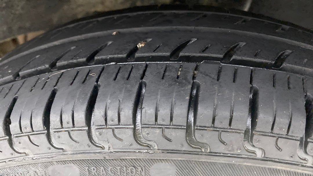 Left Rear Tyre Tread