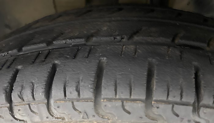 2019 Datsun Redi Go S 1.0, Petrol, Manual, 44,711 km, Left Front Tyre Tread