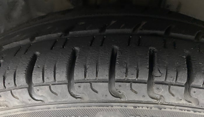 2019 Datsun Redi Go S 1.0, Petrol, Manual, 44,711 km, Right Front Tyre Tread