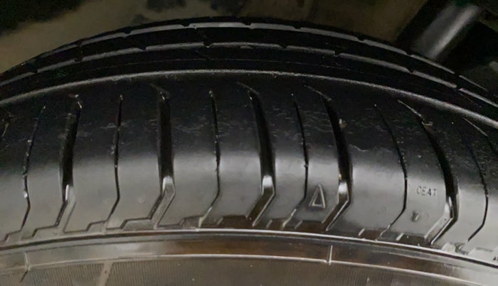 2021 Tata PUNCH ACCOMPLISHED MT, Petrol, Manual, 8,017 km, Right Rear Tyre Tread