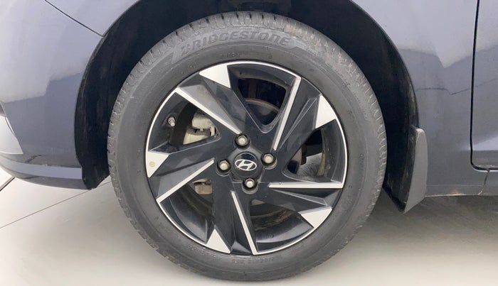 2021 Hyundai Verna SX (O) 1.5 VTVT IVT, Petrol, Automatic, 7,675 km, Left Front Wheel