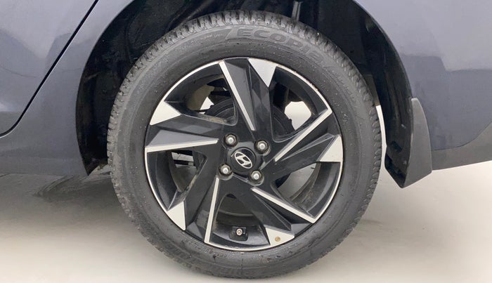2021 Hyundai Verna SX (O) 1.5 VTVT IVT, Petrol, Automatic, 7,675 km, Left Rear Wheel