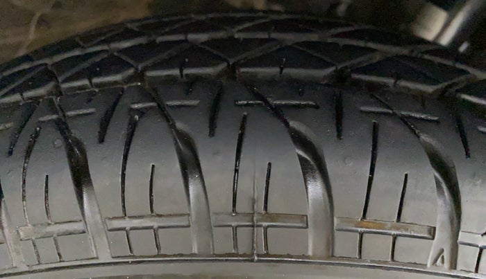 2018 Maruti Swift VDI AMT, Diesel, Automatic, 53,578 km, Right Rear Tyre Tread