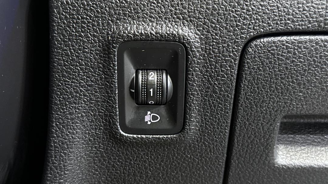 2022 MG HS Essence, Automatic, 78710 km, Utility Switches/Buttons