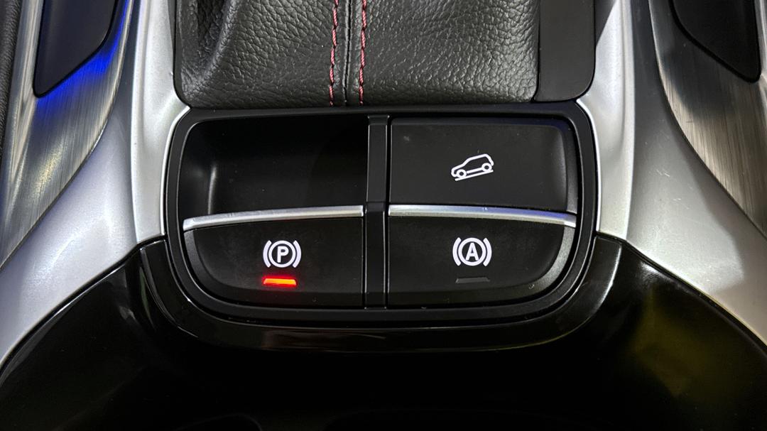 2022 MG HS Essence, Automatic, 78710 km, Handbrake
