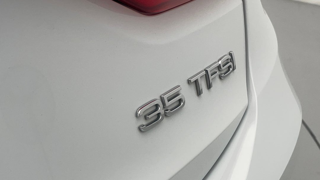 Badge (Boot Right Side)