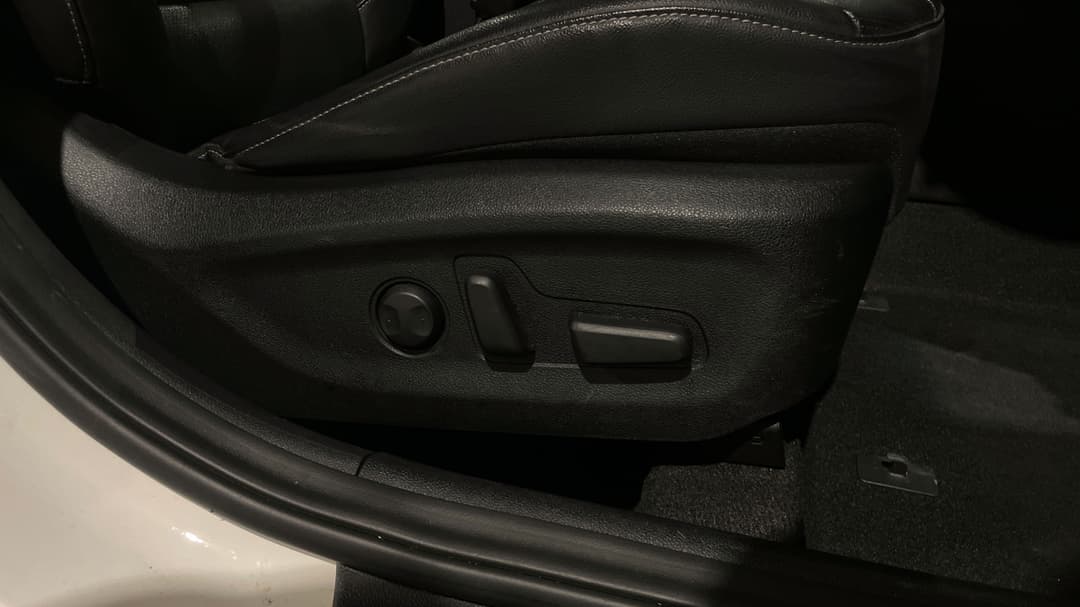 2021 Kia Niro Hev Sport (hybrid), Automatic, 68955 km, Drivers Side Adjustment Panel