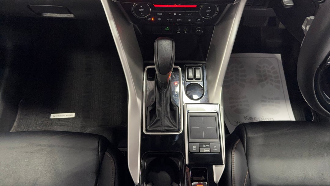 2019 Mitsubishi Eclipse Cross Exceed (2wd), Automatic, 47193 km, Gear Lever 