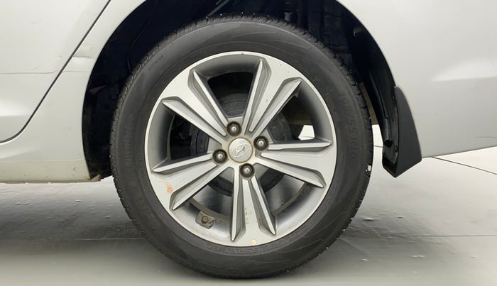 2018 Hyundai Verna 1.6 SX VTVT, Petrol, Manual, 52,858 km, Left Rear Wheel