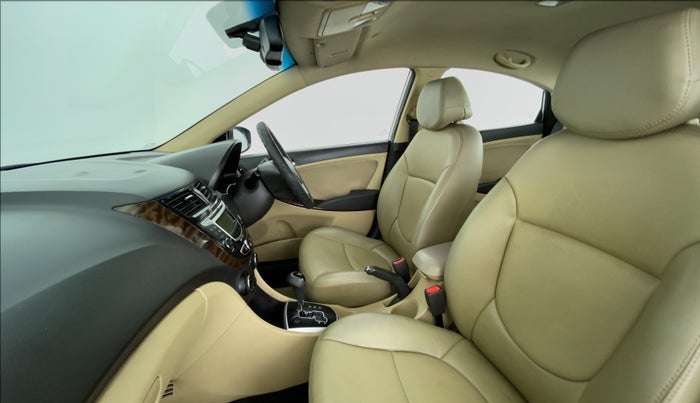 2013 Hyundai Verna FLUIDIC 1.6 EX VTVT AT, Petrol, Automatic, 84,104 km, Right Side Front Door Cabin