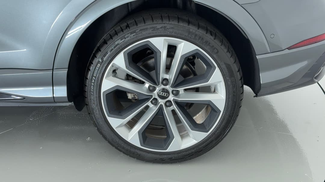 2021 Audi Q3 40 Tfsi Quattro S Line, Automatic, 48371 km, Left Rear Wheel