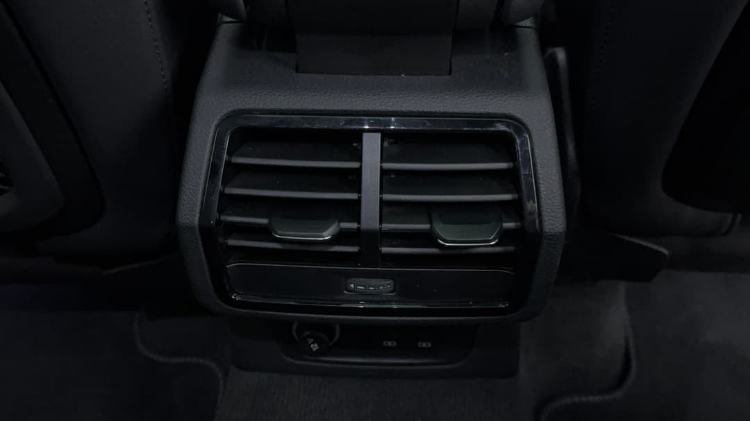 2021 Audi Q3 40 Tfsi Quattro S Line, Automatic, 48371 km, Rear A/C Vent