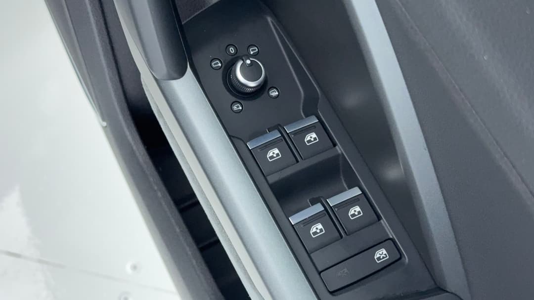 2021 Audi Q3 40 Tfsi Quattro S Line, Automatic, 48371 km, Drivers Side Door Panel Controls