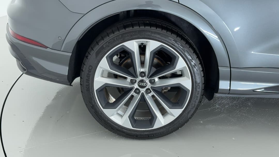 2021 Audi Q3 40 Tfsi Quattro S Line, Automatic, 48371 km, Right Rear Wheel