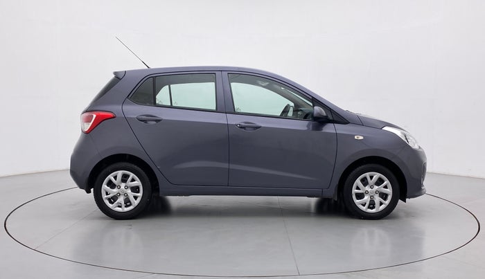 2017 Hyundai Grand i10 MAGNA 1.2 KAPPA VTVT, Petrol, Manual, 28,132 km, Right Side View
