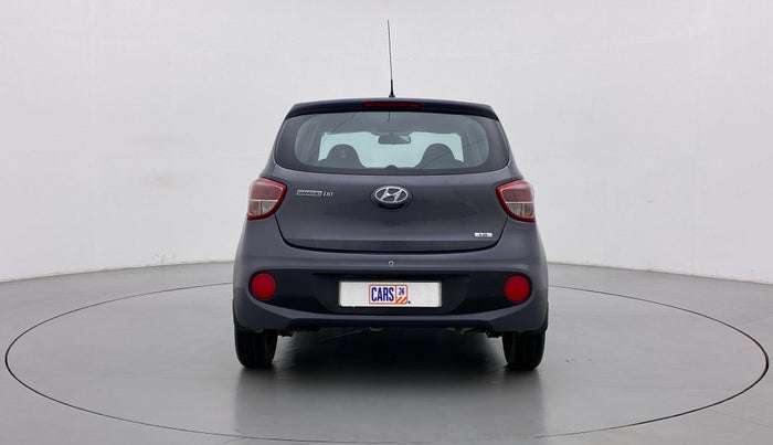 2017 Hyundai Grand i10 MAGNA 1.2 KAPPA VTVT, Petrol, Manual, 28,132 km, Back/Rear