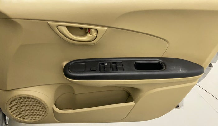 2016 Honda Amaze 1.2L I-VTEC E, Petrol, Manual, 58,189 km, Driver Side Door Panels Control