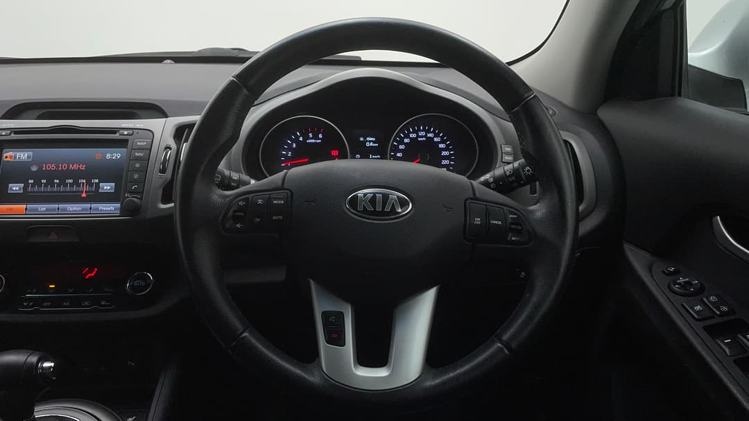 2014 Kia Sportage Platinum (awd), Automatic, 100341 km, Steering Wheel Close-up
