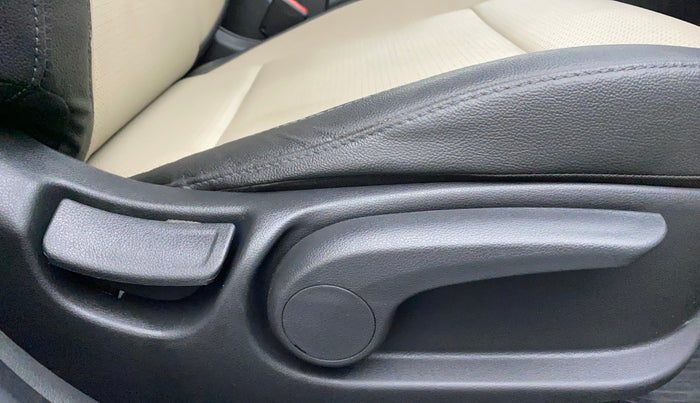 2018 Hyundai Verna 1.6 CRDI SX + AT, Diesel, Automatic, 97,553 km, Driver Side Adjustment Panel