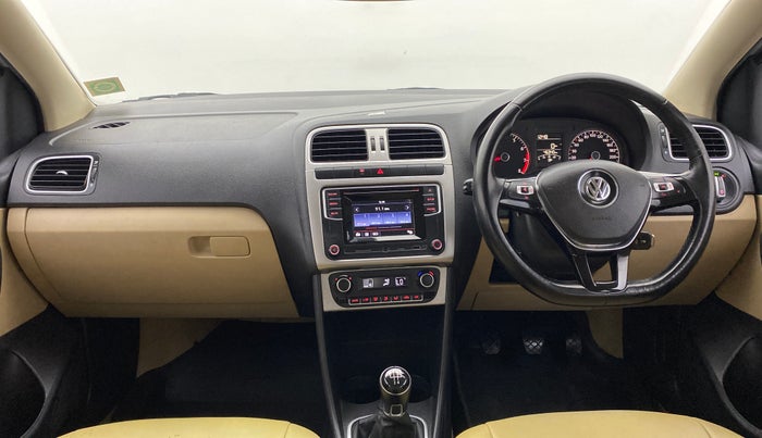 2016 Volkswagen Ameo HIGHLINE 1.2, Petrol, Manual, 46,340 km, Dashboard
