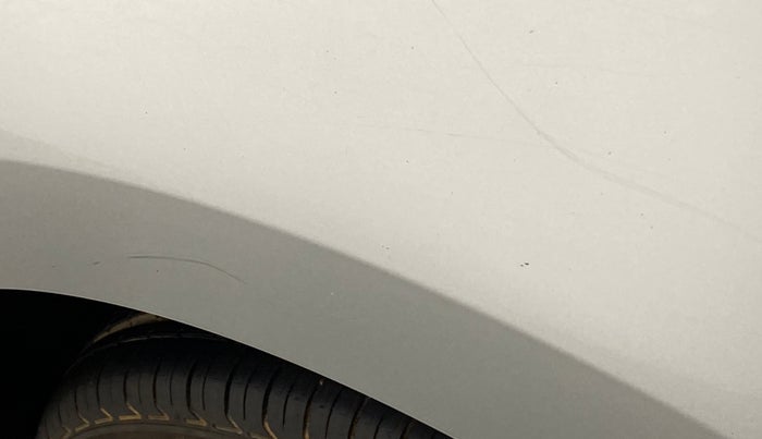 2016 Volkswagen Ameo HIGHLINE 1.2, Petrol, Manual, 46,340 km, Left quarter panel - Minor scratches