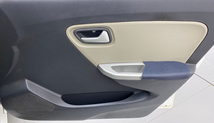 2018 Maruti Alto K10 VXI P, Petrol, Manual, 34,198 km, Driver Side Door Panels Control