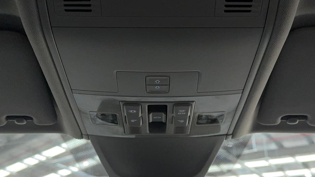 2018 Volkswagen Tiguan 132 Tsi Comfortline, Automatic, 85262 km, On-Roof Controls/Sunglass holder