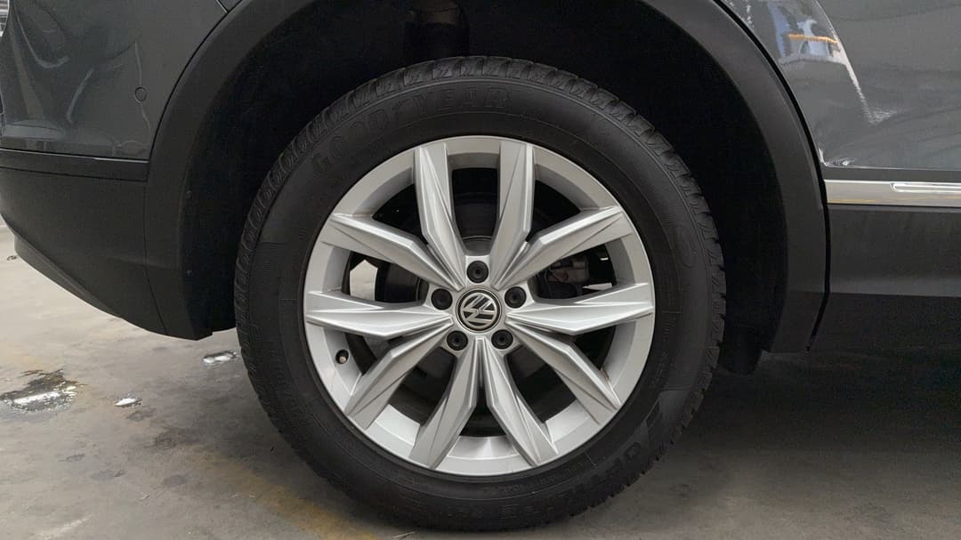 2018 Volkswagen Tiguan 132 Tsi Comfortline, Automatic, 85262 km, Right Rear Wheel