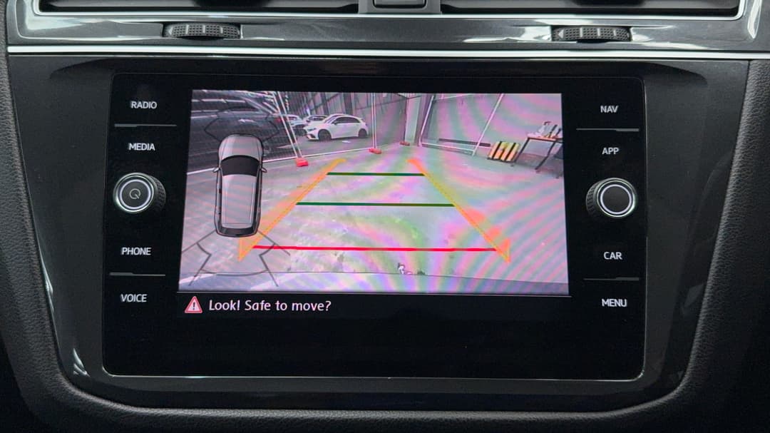 2018 Volkswagen Tiguan 132 Tsi Comfortline, Automatic, 85262 km, Parking Camera