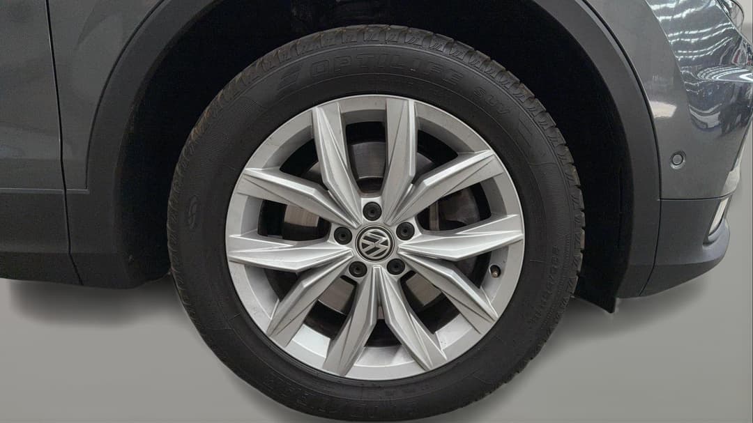 2018 Volkswagen Tiguan 132 Tsi Comfortline, Automatic, 85262 km, Right Front Wheel