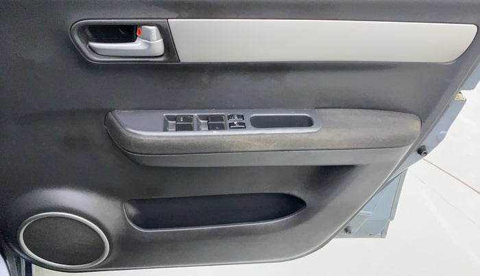 2010 Maruti Swift ZXI D, Petrol, Manual, 47,951 km, Driver Side Door Panels Control