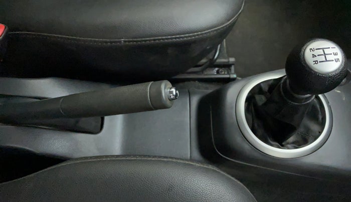 2010 Maruti Swift ZXI D, Petrol, Manual, 47,951 km, Gear Lever
