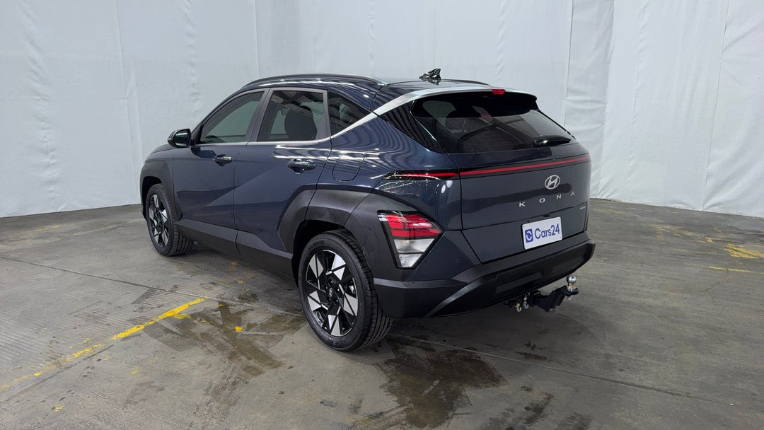 Left Back Diagonal (45- Degree) View