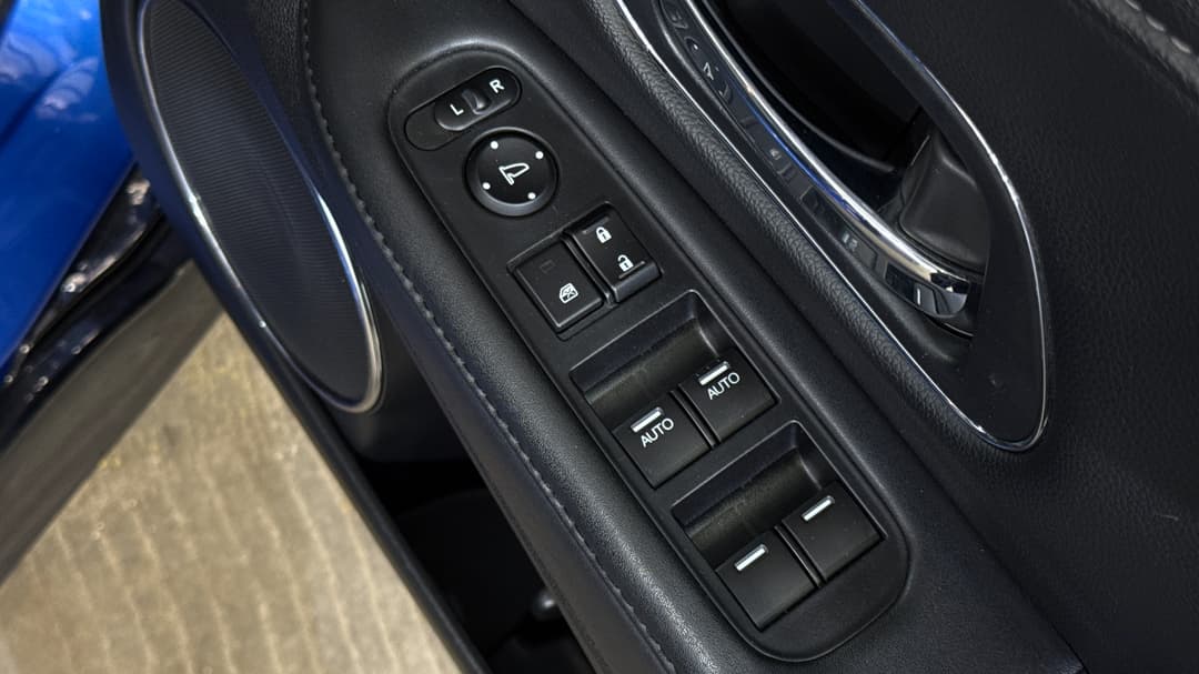 2018 Honda HR-V Rs, Automatic, 62797 km, Drivers Side Door Panel Controls