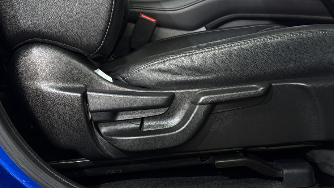 2018 Honda HR-V Rs, Automatic, 62797 km, Drivers Side Adjustment Panel