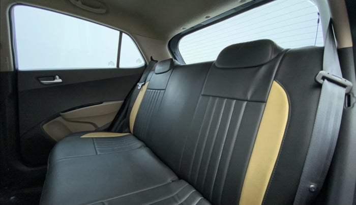 2019 Hyundai Grand i10 SPORTZ 1.2 KAPPA VTVT, Petrol, Manual, 19,408 km, Right Side Door Cabin View