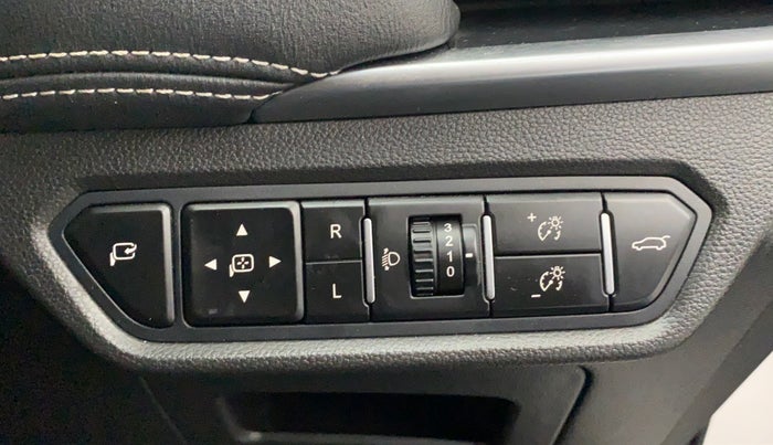 2019 MG HECTOR SHARP DCT PETROL, Petrol, Automatic, 18,945 km, Dashboard - Headlight height adjustment not working