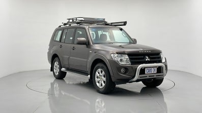 2013 Mitsubishi Pajero Glx-r Lwb (4x4) Automatic, 142k km Diesel Car