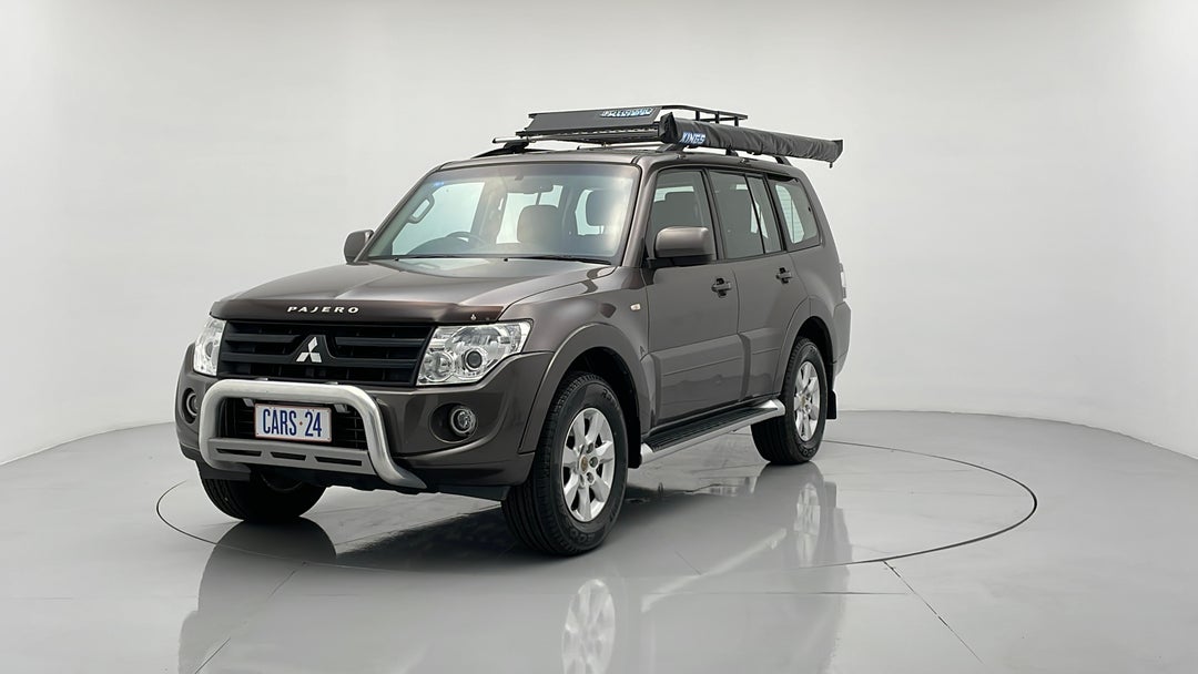 Left Front Diagonal (45- Degree) View