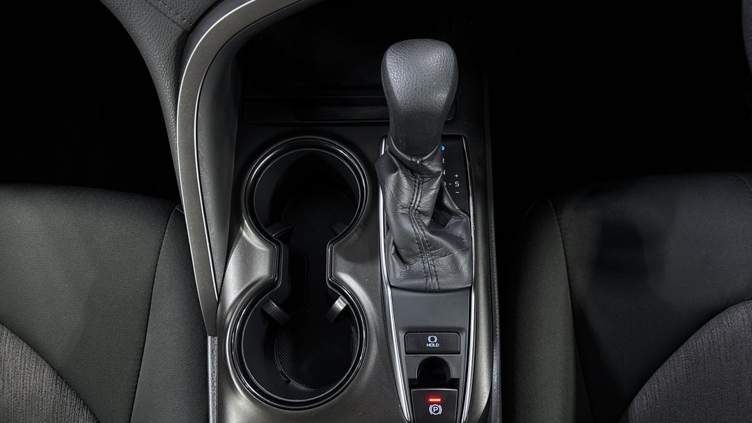 2024 Toyota Camry Ascent, Automatic, 47577 km, Gear Lever 