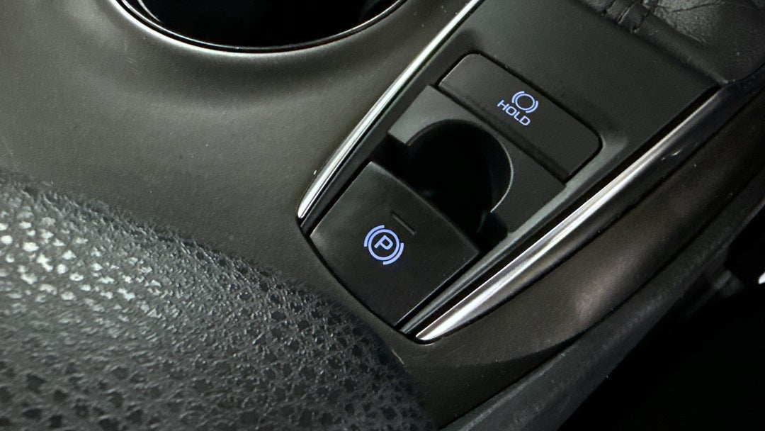 2024 Toyota Camry Ascent, Automatic, 47577 km, Handbrake