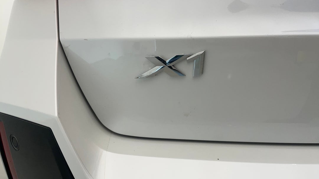 2023 BMW X1 xDrive20i M Sport, Automatic, 30578 km, Badge (Boot Left Side)