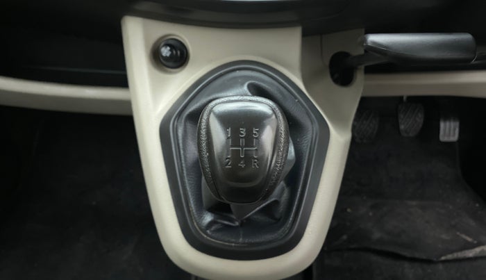 2017 Datsun Go T, Petrol, Manual, 10,615 km, Gear Lever