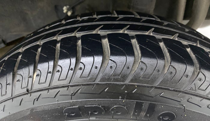2017 Datsun Go T, Petrol, Manual, 10,615 km, Left Rear Tyre Tread