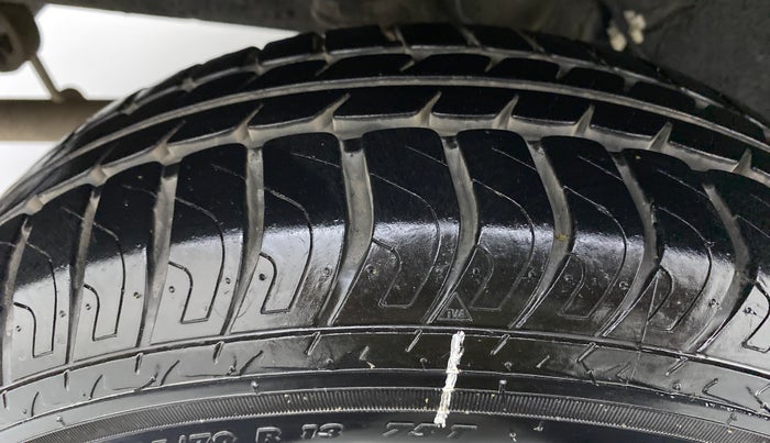 2017 Datsun Go T, Petrol, Manual, 10,615 km, Right Rear Tyre Tread